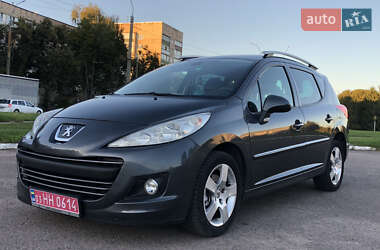 Универсал Peugeot 207 2010 в Ровно