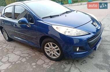 Хэтчбек Peugeot 207 2010 в Киеве