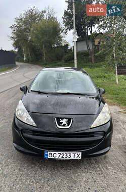 Хэтчбек Peugeot 207 2009 в Жовкве