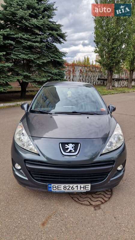 Хэтчбек Peugeot 207 2010 в Николаеве