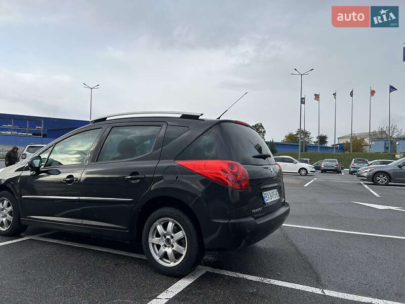 Универсал Peugeot 207 2011 в Виннице