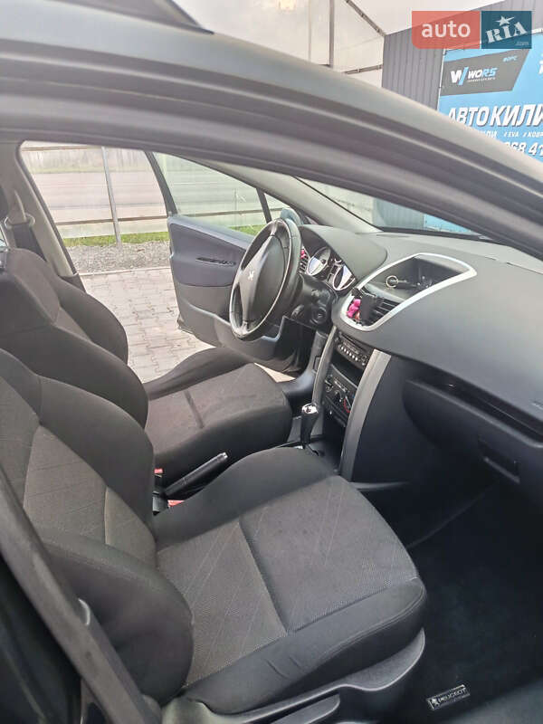 Універсал Peugeot 207 2007 в Тернополі