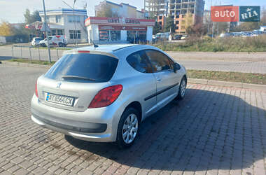 Хэтчбек Peugeot 207 2009 в 