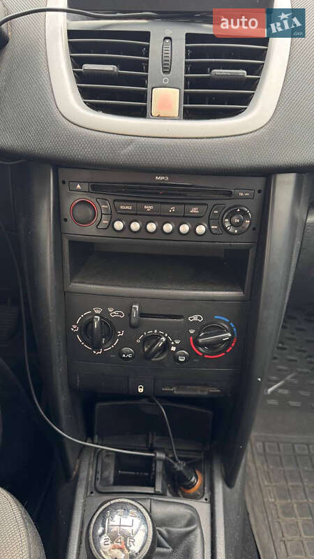 Хетчбек Peugeot 207 2007 в Тульчині