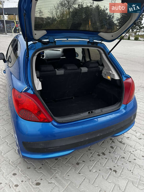 Хетчбек Peugeot 207 2007 в Тульчині