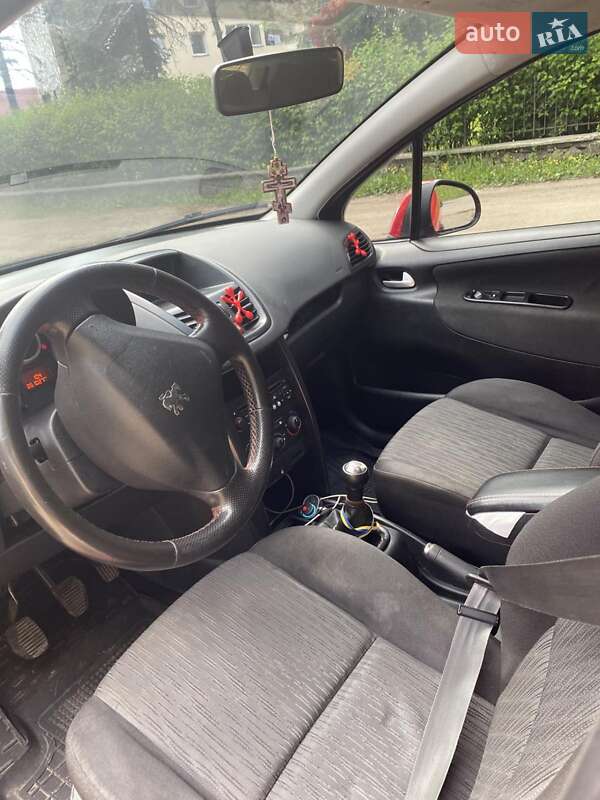 Хэтчбек Peugeot 207 2011 в Ивано-Франковске фото 12 Хэтчбек Peugeot 207 2011 в Ивано-Франковске