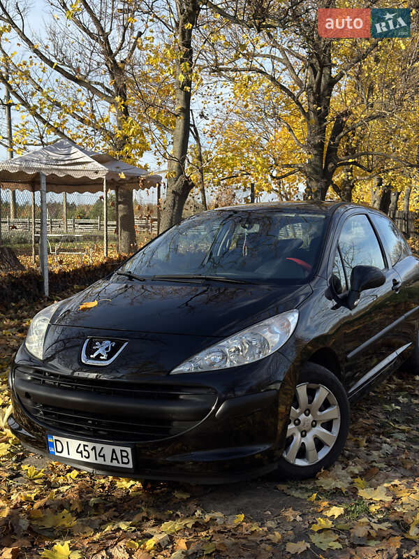Хэтчбек Peugeot 207 2006 в Киеве фото 2 Хэтчбек Peugeot 207 2006 в Киеве