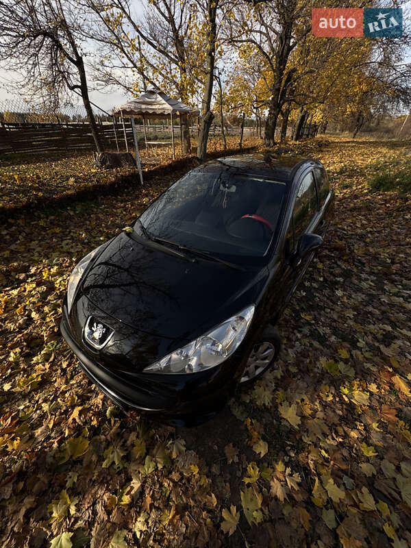 Хэтчбек Peugeot 207 2006 в Киеве фото 11 Хэтчбек Peugeot 207 2006 в Киеве