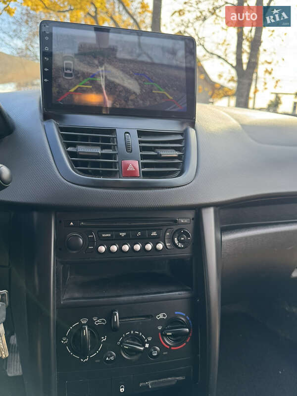 Хэтчбек Peugeot 207 2006 в Киеве фото 31 Хэтчбек Peugeot 207 2006 в Киеве