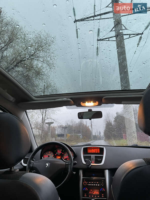 Универсал Peugeot 207 2008 в Новояворовске