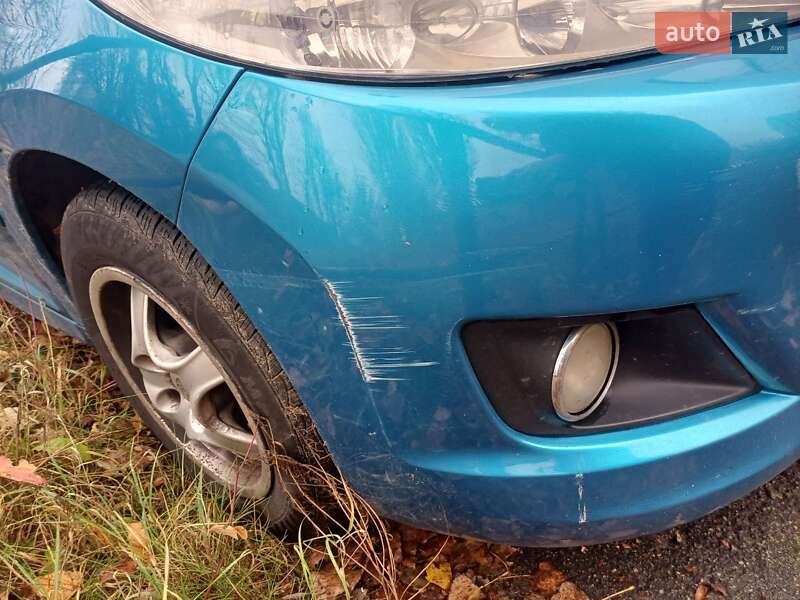 Хетчбек Peugeot 207 2011 в Києві