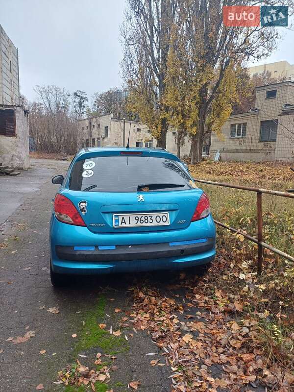 Хетчбек Peugeot 207 2011 в Києві