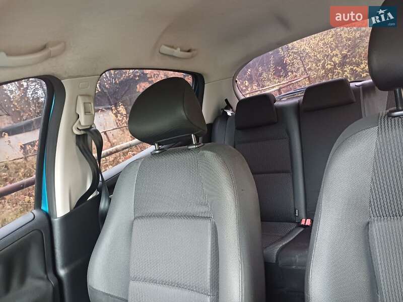 Хетчбек Peugeot 207 2011 в Києві