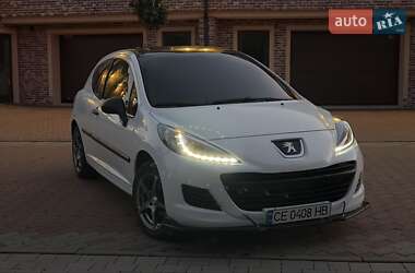 Хэтчбек Peugeot 207 2010 в Черновцах