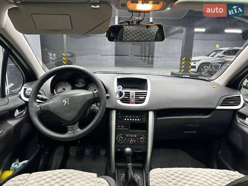 Універсал Peugeot 207 2012 в Чернівцях фото 14 Універсал Peugeot 207 2012 в Чернівцях