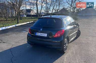 Хетчбек Peugeot 207 2009 в Волочиську