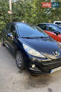 Хэтчбек Peugeot 207 2011 в Киеве