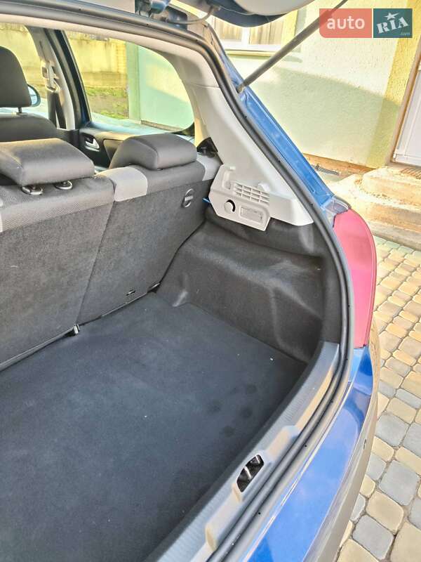 Хэтчбек Peugeot 207 2008 в Самборе