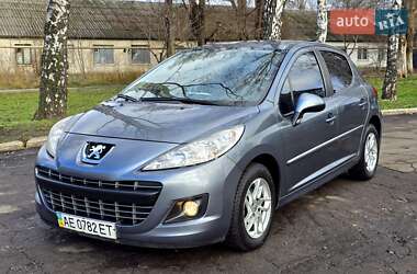 Хэтчбек Peugeot 207 2011 в Першотравенске
