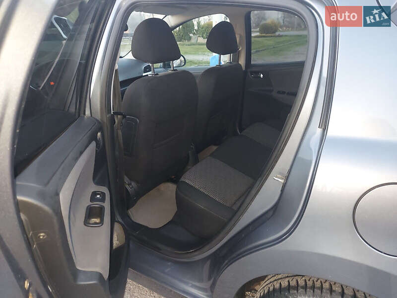 Хэтчбек Peugeot 207 2010 в Ходорове