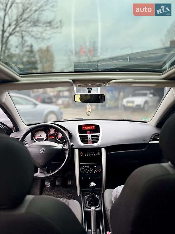 Універсал Peugeot 207 2011 в Тернополі