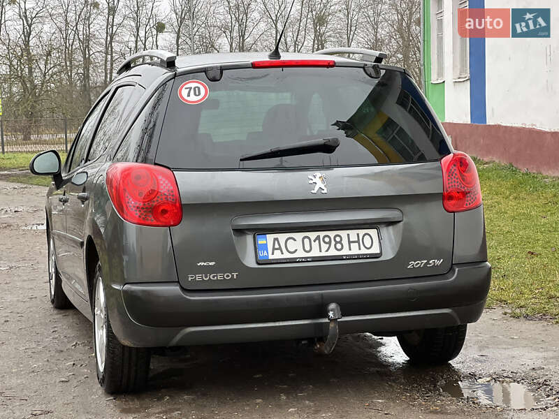 Универсал Peugeot 207 2009 в Вапнярке