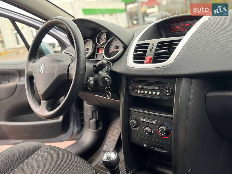 Универсал Peugeot 207 2010 в Калуше фото 7 Универсал Peugeot 207 2010 в Калуше