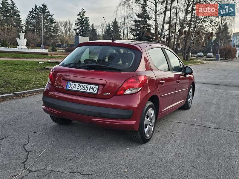 Хэтчбек Peugeot 207 2010 в Киеве фото 10 Хэтчбек Peugeot 207 2010 в Киеве