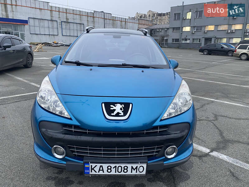 Peugeot 207 2008 Peugeot 207 2008