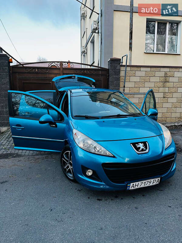 Хэтчбек Peugeot 207 2012 в Днепре фото Хэтчбек Peugeot 207 2012 в Днепре