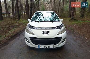 Хэтчбек Peugeot 207 2010 в Богуславе