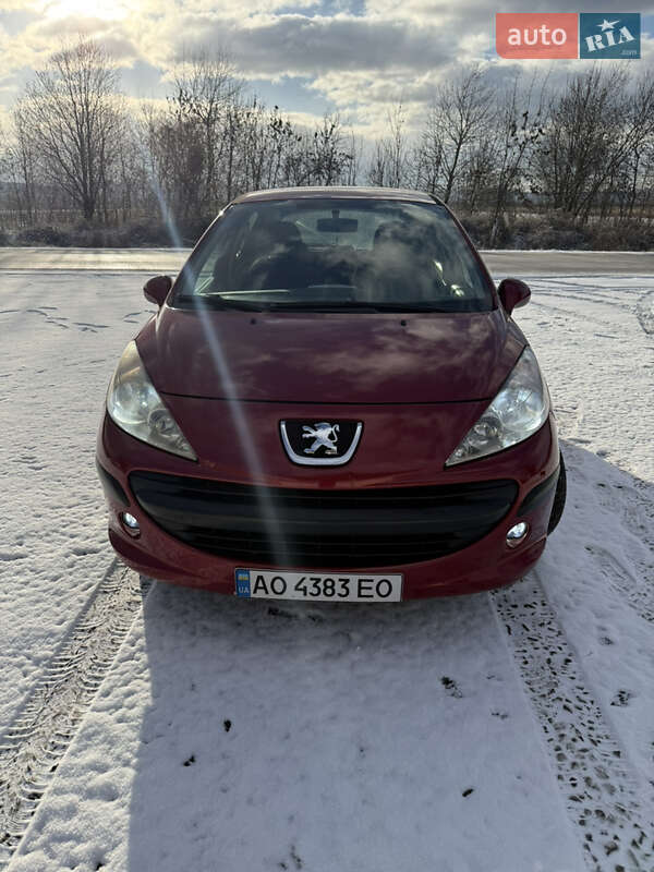 Хэтчбек Peugeot 207 2008 в Белках