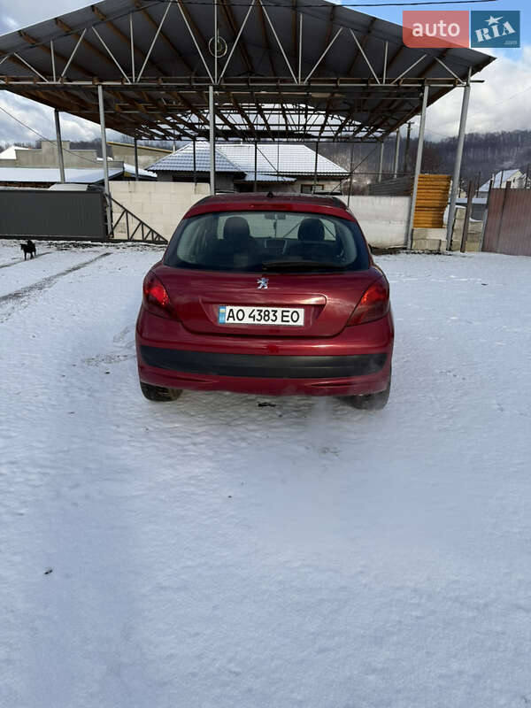 Хэтчбек Peugeot 207 2008 в Белках