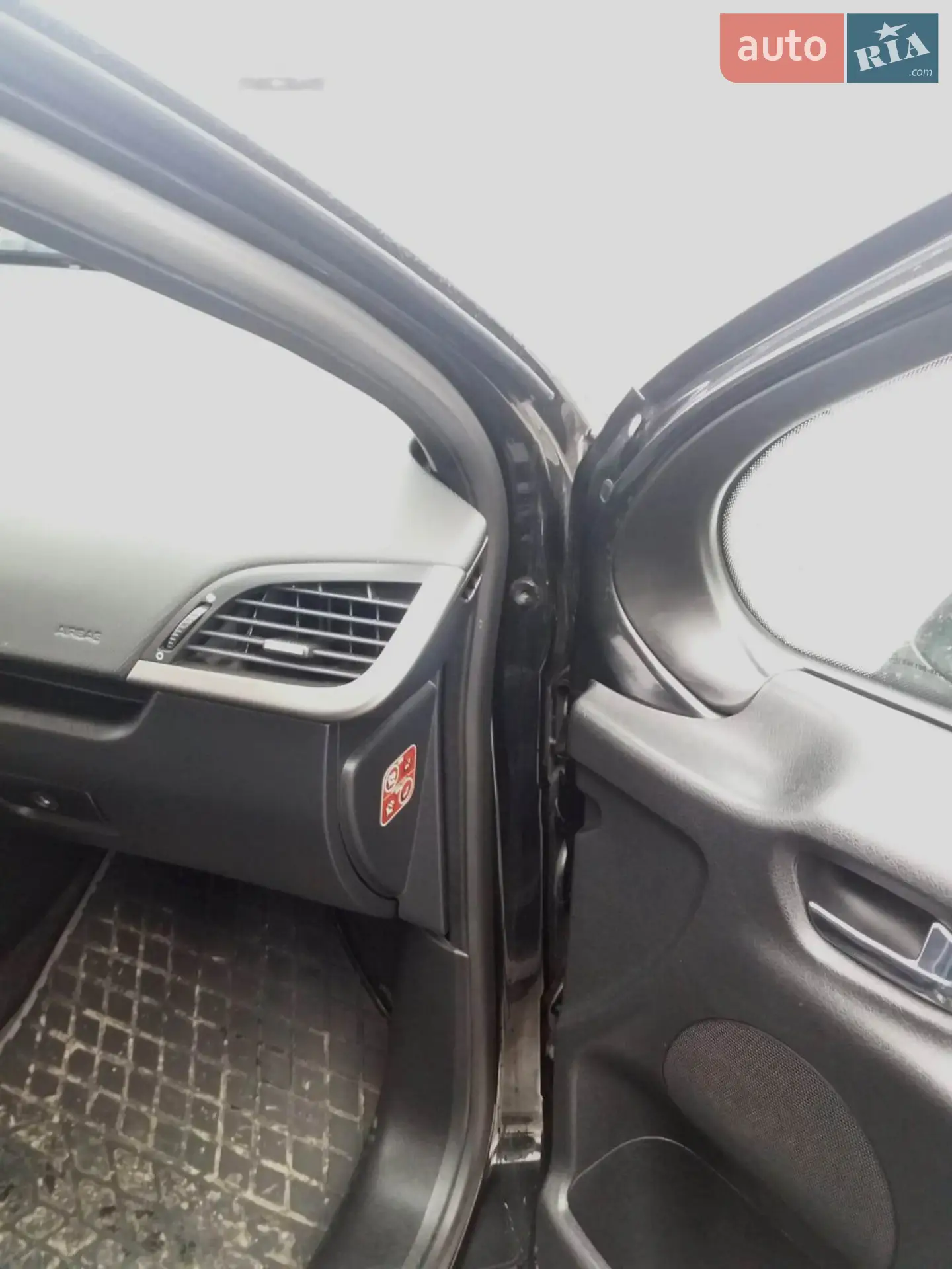 Peugeot 207 2007 VIN VF3WU5FWC34035699 фото оголошення 38 з 70