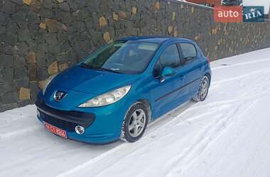 Хетчбек Peugeot 207 2008 в Луцьку