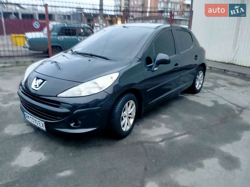 Хэтчбек Peugeot 207 2008 в Житомире фото 2 Хэтчбек Peugeot 207 2008 в Житомире