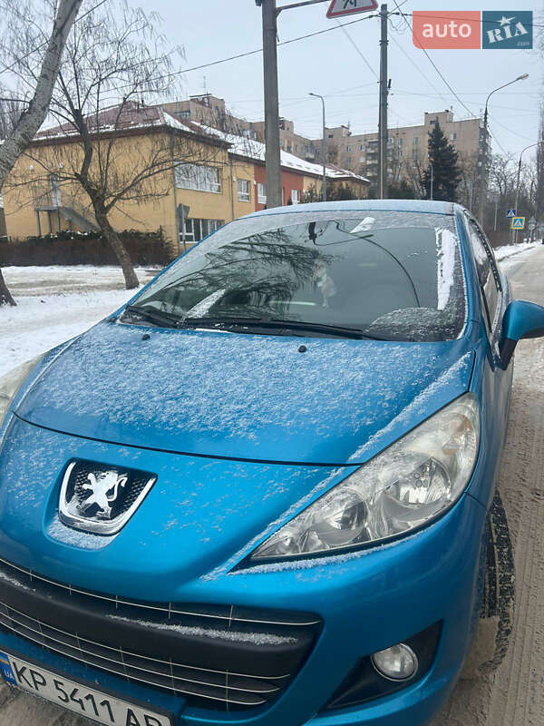 Хэтчбек Peugeot 207 2011 в Запорожье
