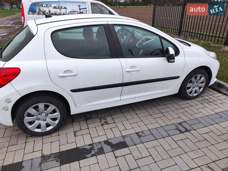 Peugeot 207 2008 Peugeot 207 2008