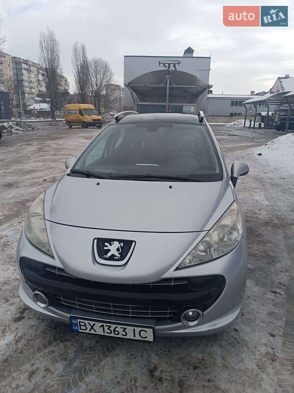 Peugeot 207 2008 Peugeot 207 2008