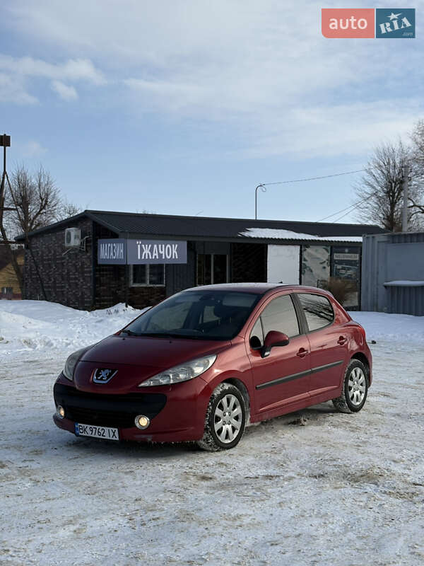 Peugeot 207 2008 Peugeot 207 2008