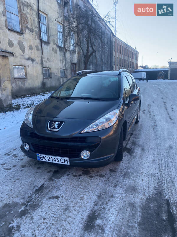 Универсал Peugeot 207 2009 в Корце фото 2 Универсал Peugeot 207 2009 в Корце