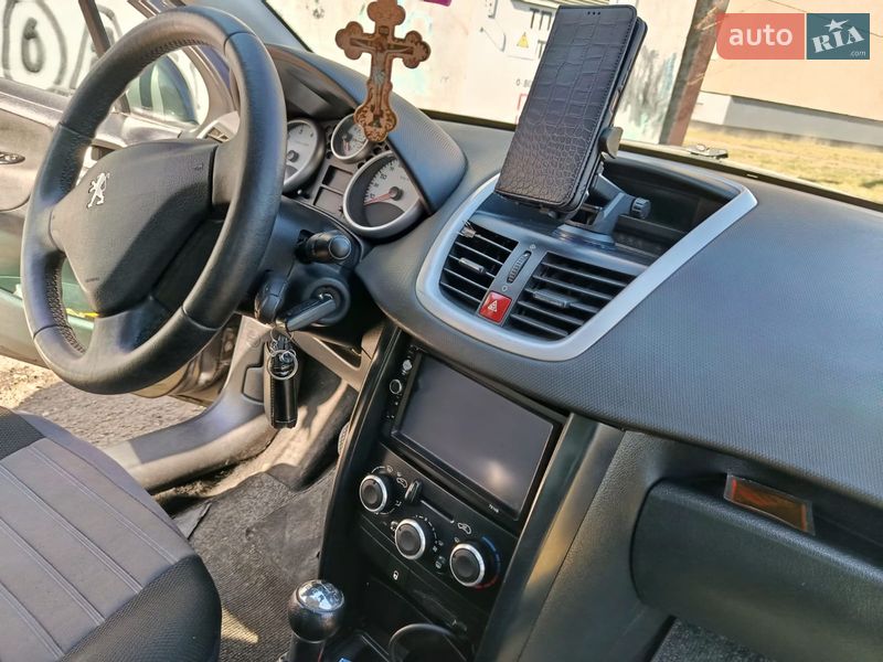 Универсал Peugeot 207 2009 в Стрые