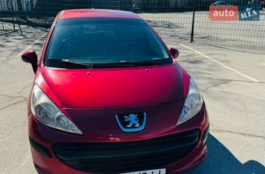 Хетчбек Peugeot 207 2006 в Дніпрі