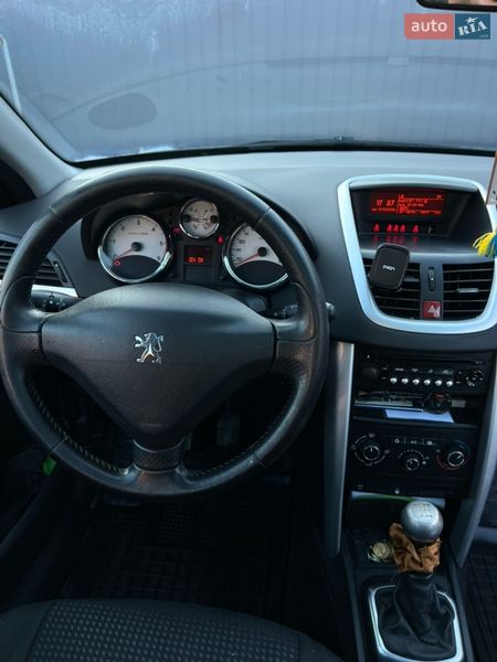 Универсал Peugeot 207 2010 в Тернополе