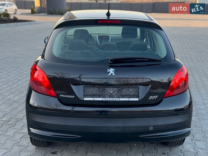 Хетчбек Peugeot 207 2006 в Рівному