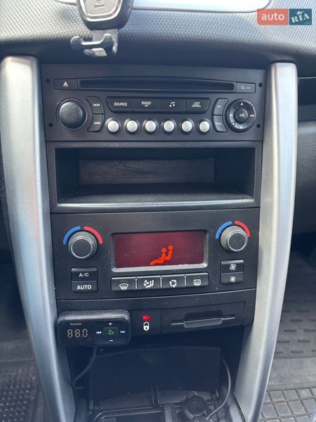 Хэтчбек Peugeot 207 2012 в Киеве фото 16 Хэтчбек Peugeot 207 2012 в Киеве