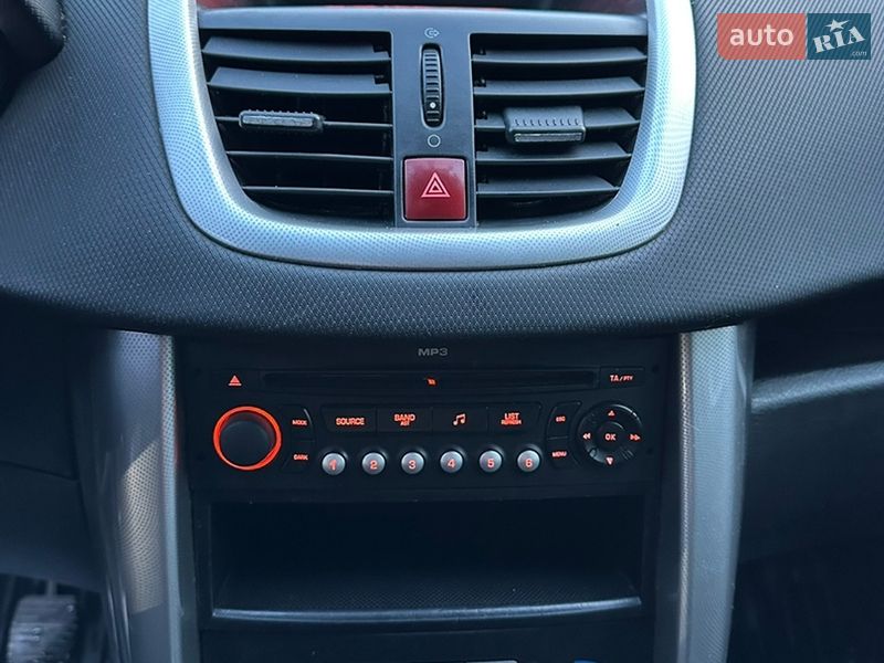 Универсал Peugeot 207 2009 в Ровно