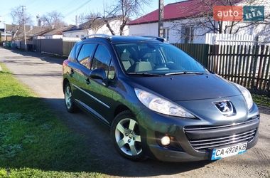 Універсал Peugeot 207 2010 в Шполі