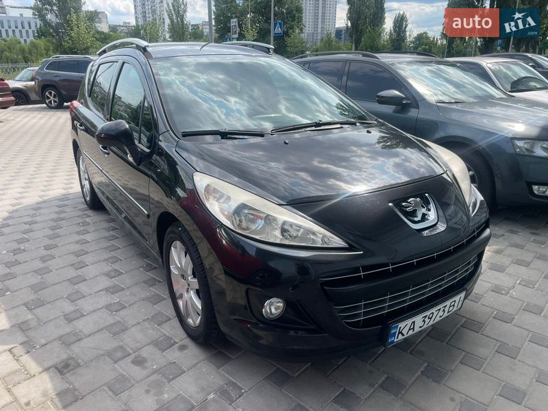 Peugeot 207 2010