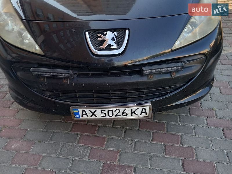 Peugeot 207 2006